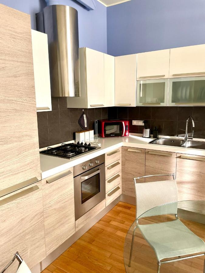 Luxury Four-Room Apartment In Monza Centro - 2 Min Walk To Train Station Εξωτερικό φωτογραφία